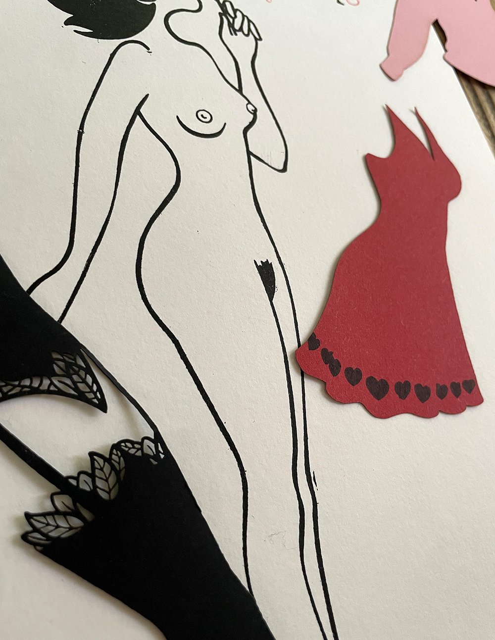 Image of "Elle Se Déshabulle" tirage en linogravure et découpages interactifs