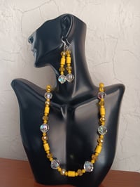 Image 6 of CLEAR SWAROVSKI AB ROCKY BEADS, MINI SWAROSKI BICONES, YELLOW HOWLITE TUBES, YELLOW CRYSTAL BEADS 