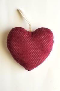 Image 2 of Amor Vincit Omnia Heart Sachet