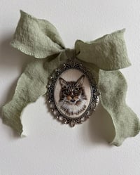 Image 3 of Broches et Pendentifs personnalisés