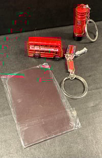 Image 4 of London's Iconic Landmarks - Souvenir Key Chains & Magnet (L3)