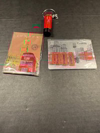 Image 3 of London's Iconic Landmarks - Souvenir Key Chain & Magnets (L2)