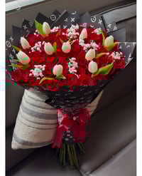 tulips and roses love