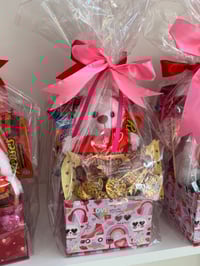 Bear me and candy basket