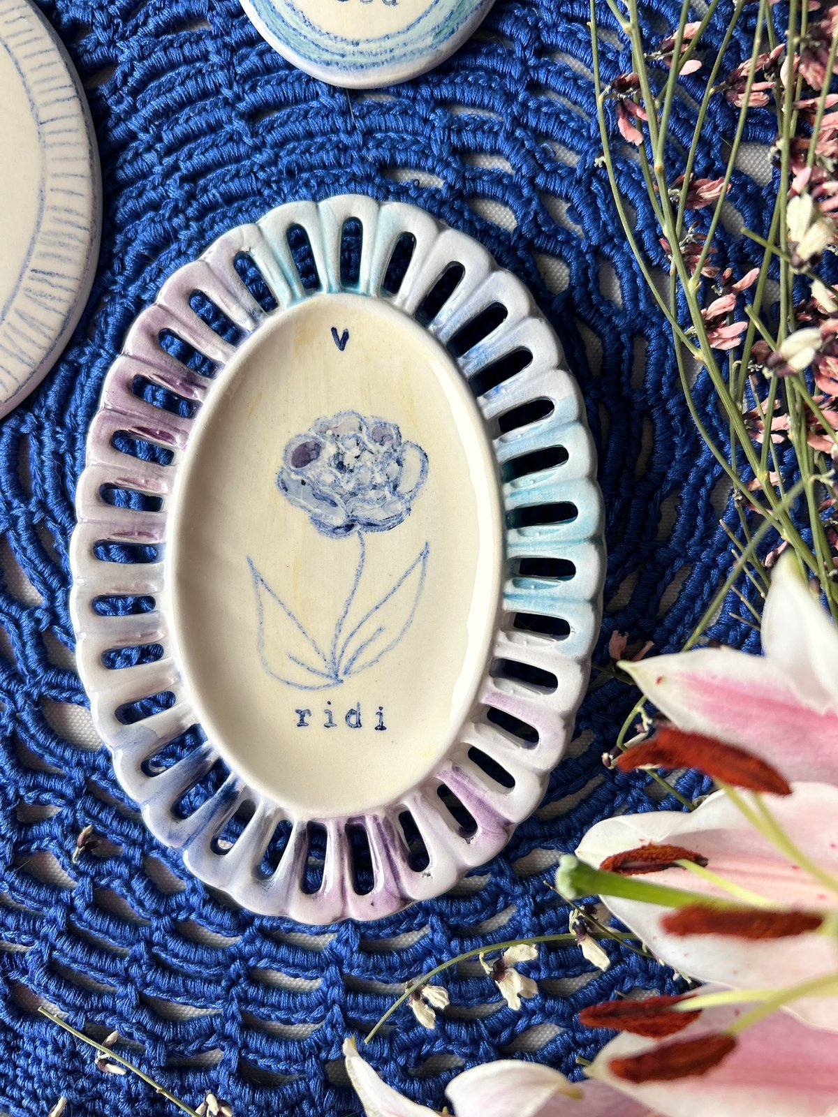 TRIS OVALINI - OSA, RIDI ,AMA