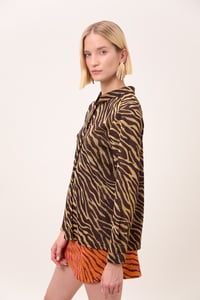 Image 2 of CAMICIA MILOS ZEBRA MARRONE