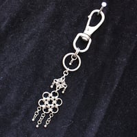Stainless steel chainmail flower O ring keyring
