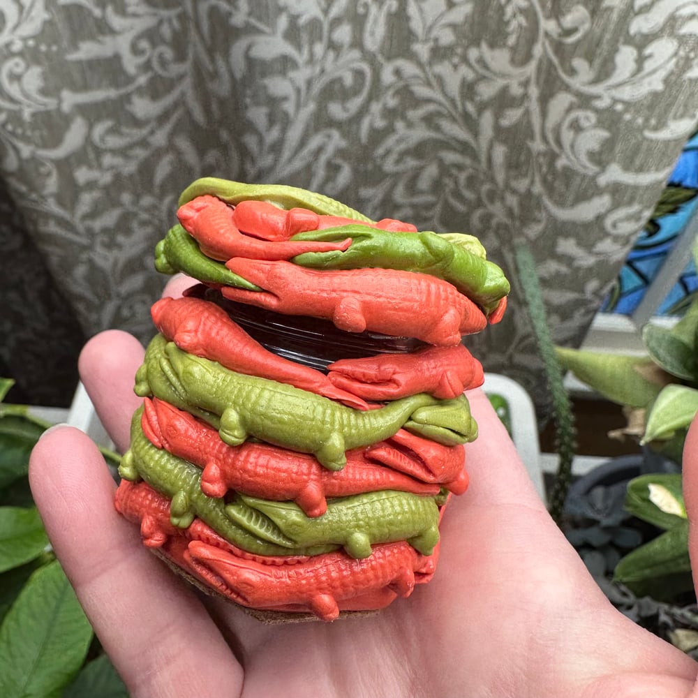 Image of Alligator Jar