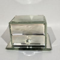 Image 6 of Boîte à bijoux en verre miroir Art Déco vintage avec tiroir des années 1940.