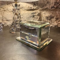 Image 2 of Boîte à bijoux en verre miroir Art Déco vintage avec tiroir des années 1940.