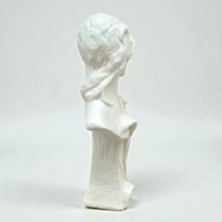 Image 8 of grand buste de femme Art Nouveau en plâtre peint - sculpture décorative 1900