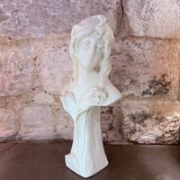 Image 5 of grand buste de femme Art Nouveau en plâtre peint - sculpture décorative 1900