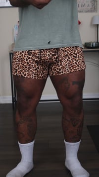 Image 2 of Everyday leopard print short
