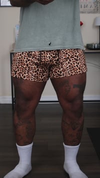 Image 4 of Everyday leopard print short