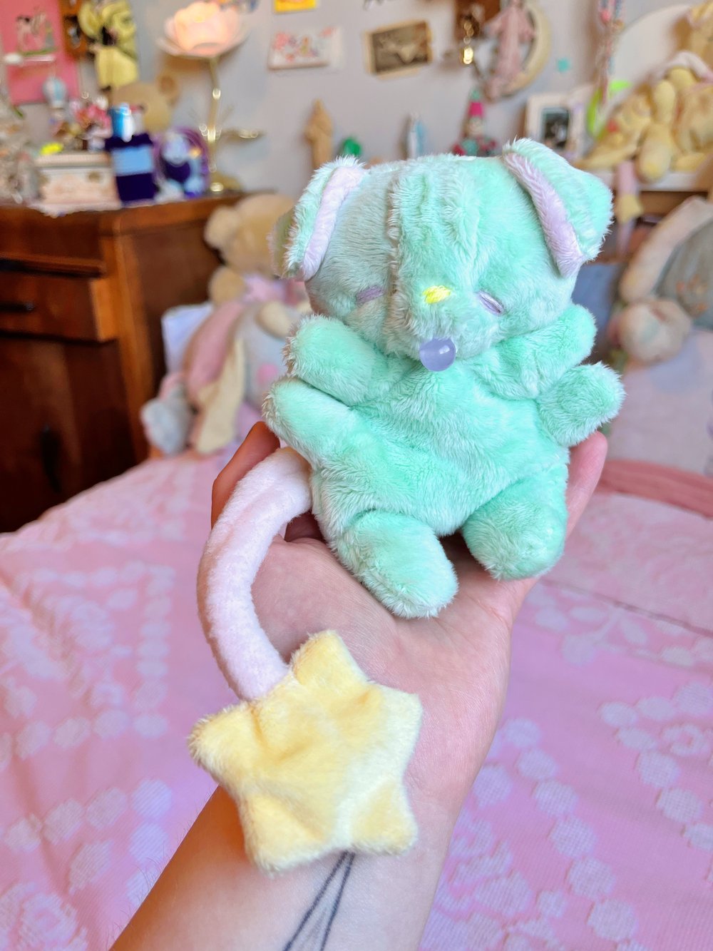 Image of Hugg-A-Me Babey! Green