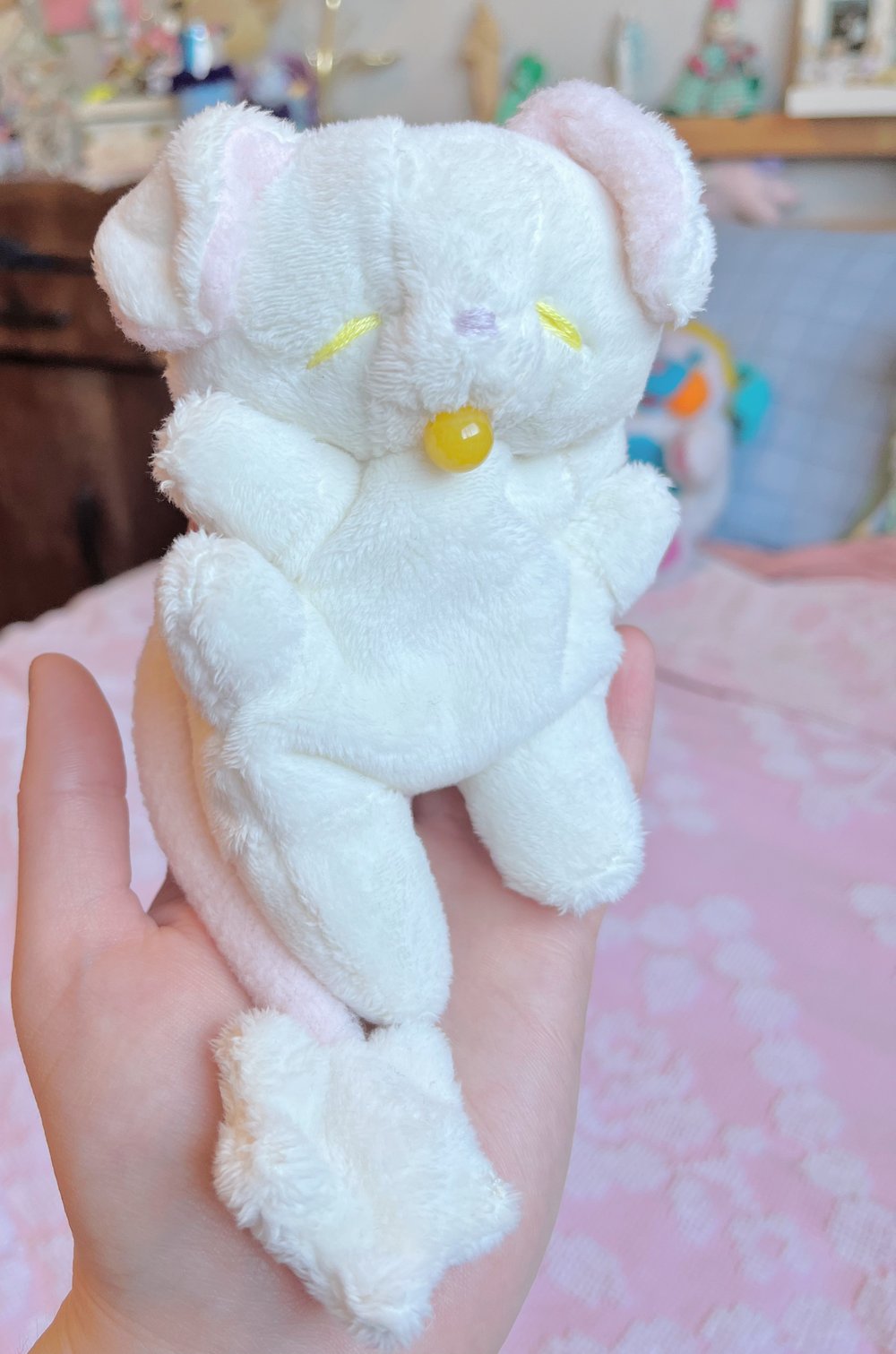 Image of Hugg-A-Me Babey! White with yellow binkie