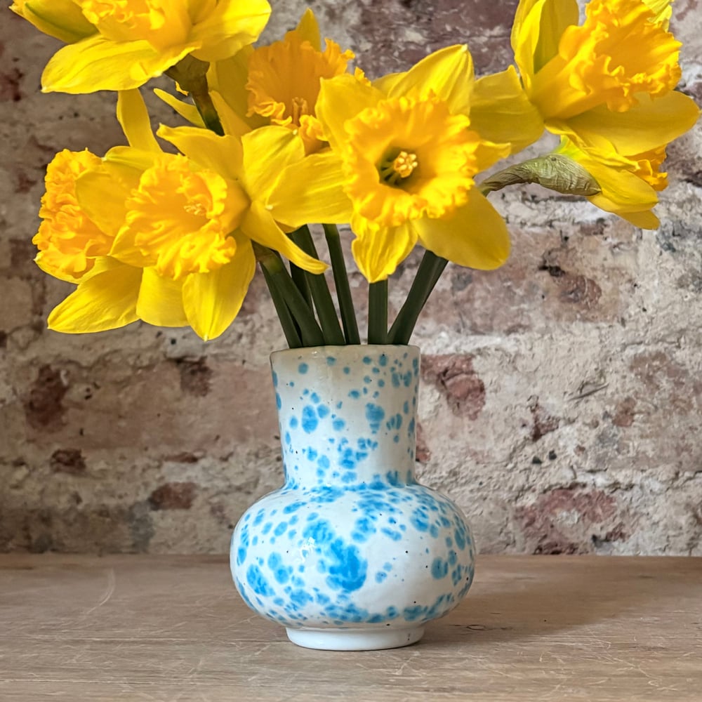 Image of April Shower Confetti Vase