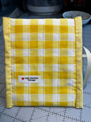 Image of Vintage Yellow Rose Tablecloth Zippered Bag 2