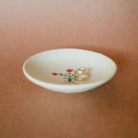 Image 4 of Tulip Ring Dish