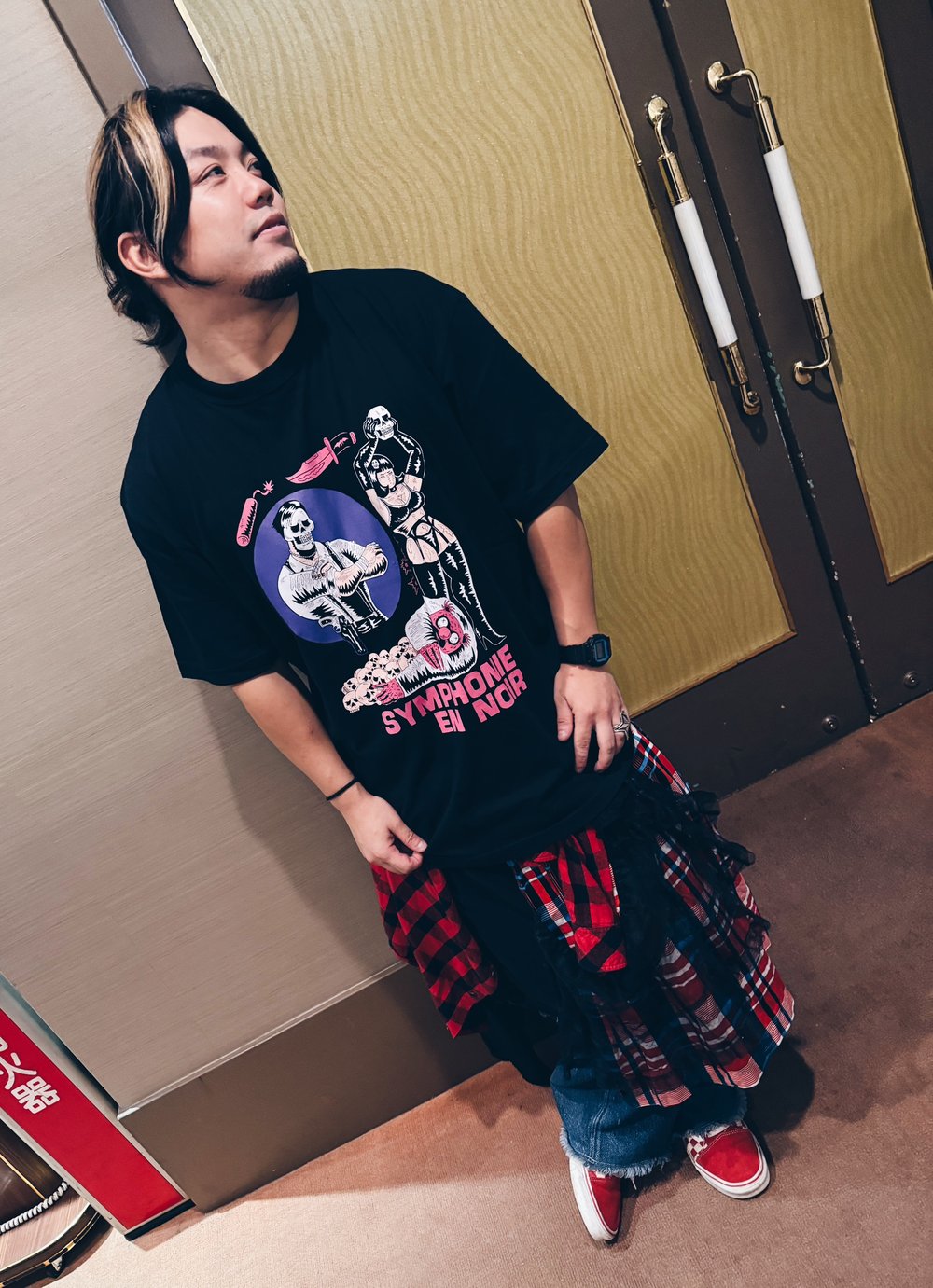 "SYMPHONIE EN NOIR" TEE