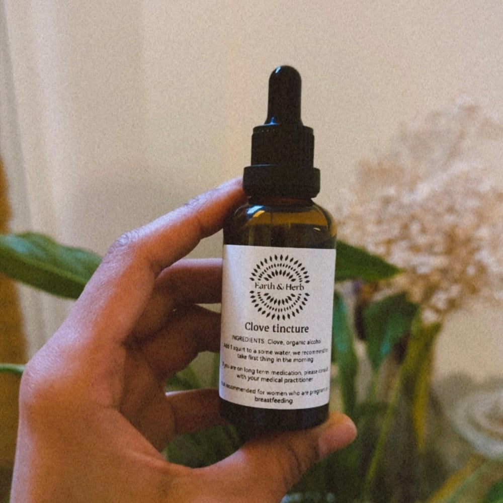Image of Clove tincture 