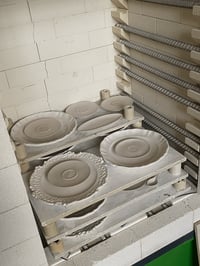 Image 4 of giga dinette - les assiettes