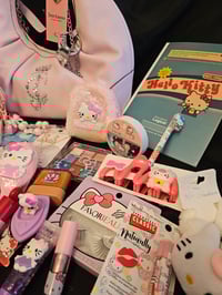 Image 3 of Juicy Couture Hobo Meets Hello Kitty Bundle 