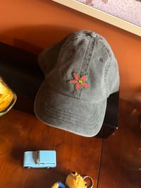 Image 2 of Gorra Flower Power