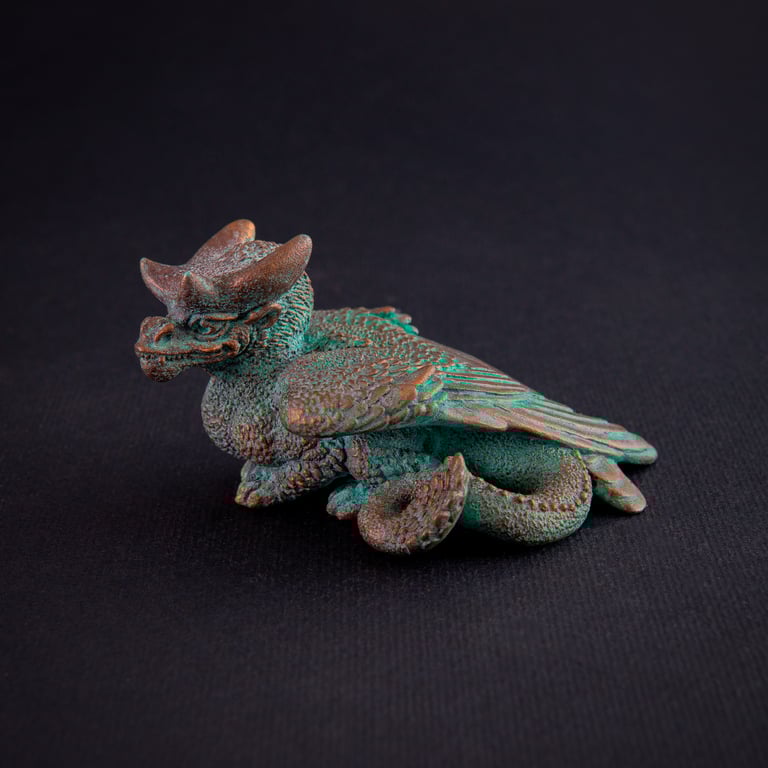 Nectaraptor Plumicauda resin figure