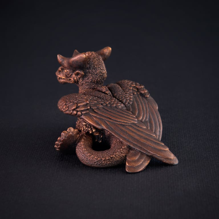 Nectaraptor Plumicauda resin figure Image 2