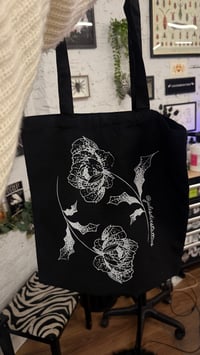 IN BLOOM TOTE 