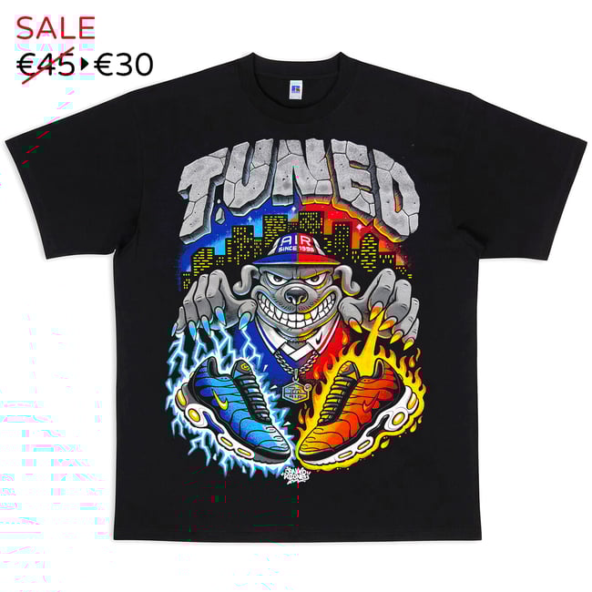TUNED T-shirt