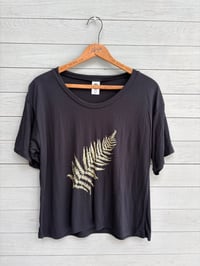 Image of Lightweight Cropped Fern Tee