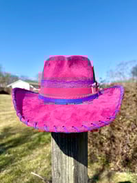 Image 4 of “Hotshot Cowgirl” Cowboy Hat with Tooled Paisley Leather