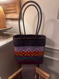 Avery-Medium Multicolor Long Handles