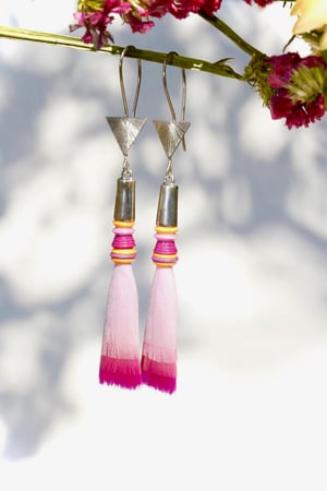 Image of Fuchsia feathers