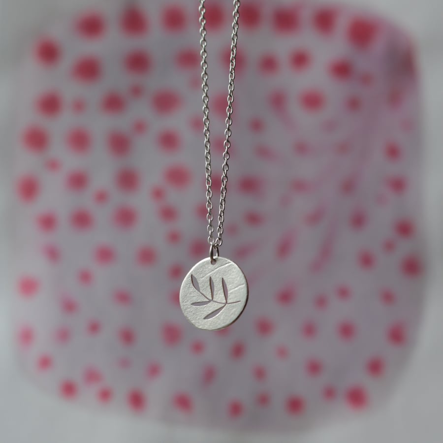 Image of Tiny Gather necklace II
