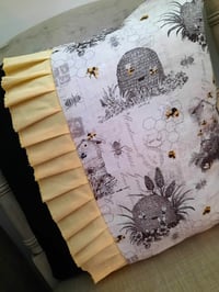Image 2 of Beehive/Ticking/Yellow Ruffle