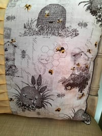 Image 3 of Beehive/Ticking/Yellow Ruffle