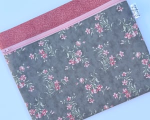 Image of Project Bag Duos/“Slightly Smaller”/Muse Blush Zip