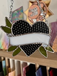 Black/white custom text sweetheart 