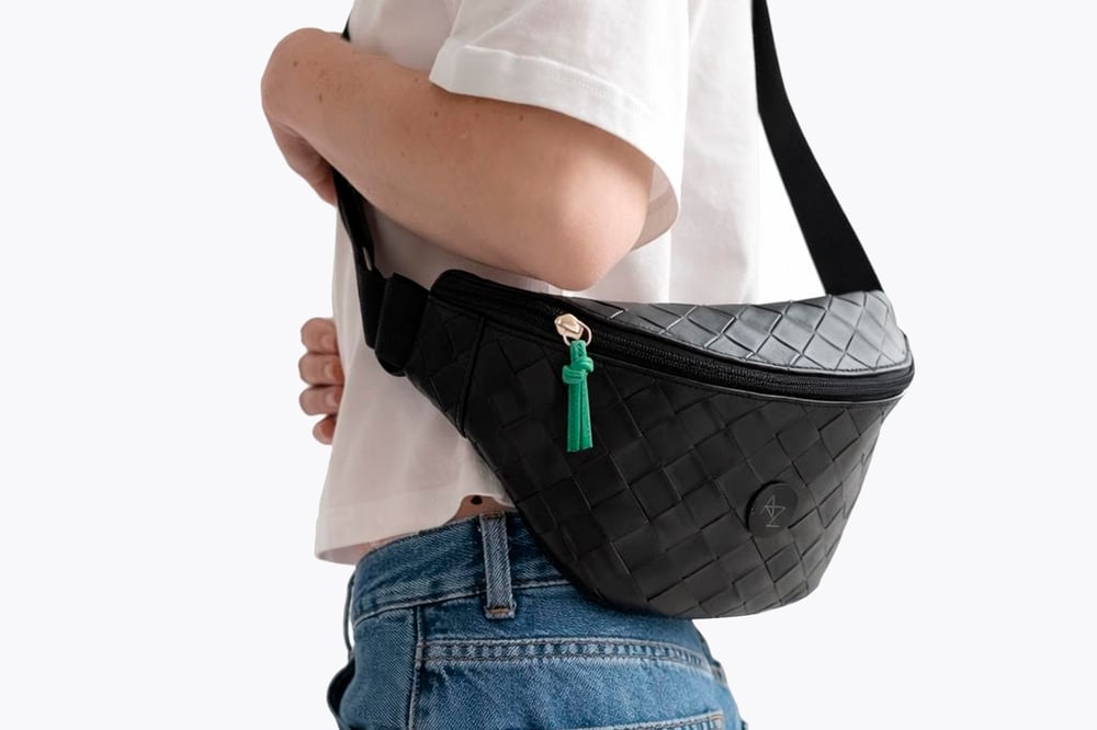 Image of Fanny Pack Knitted