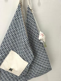 Image 2 of Vintage Blue 01