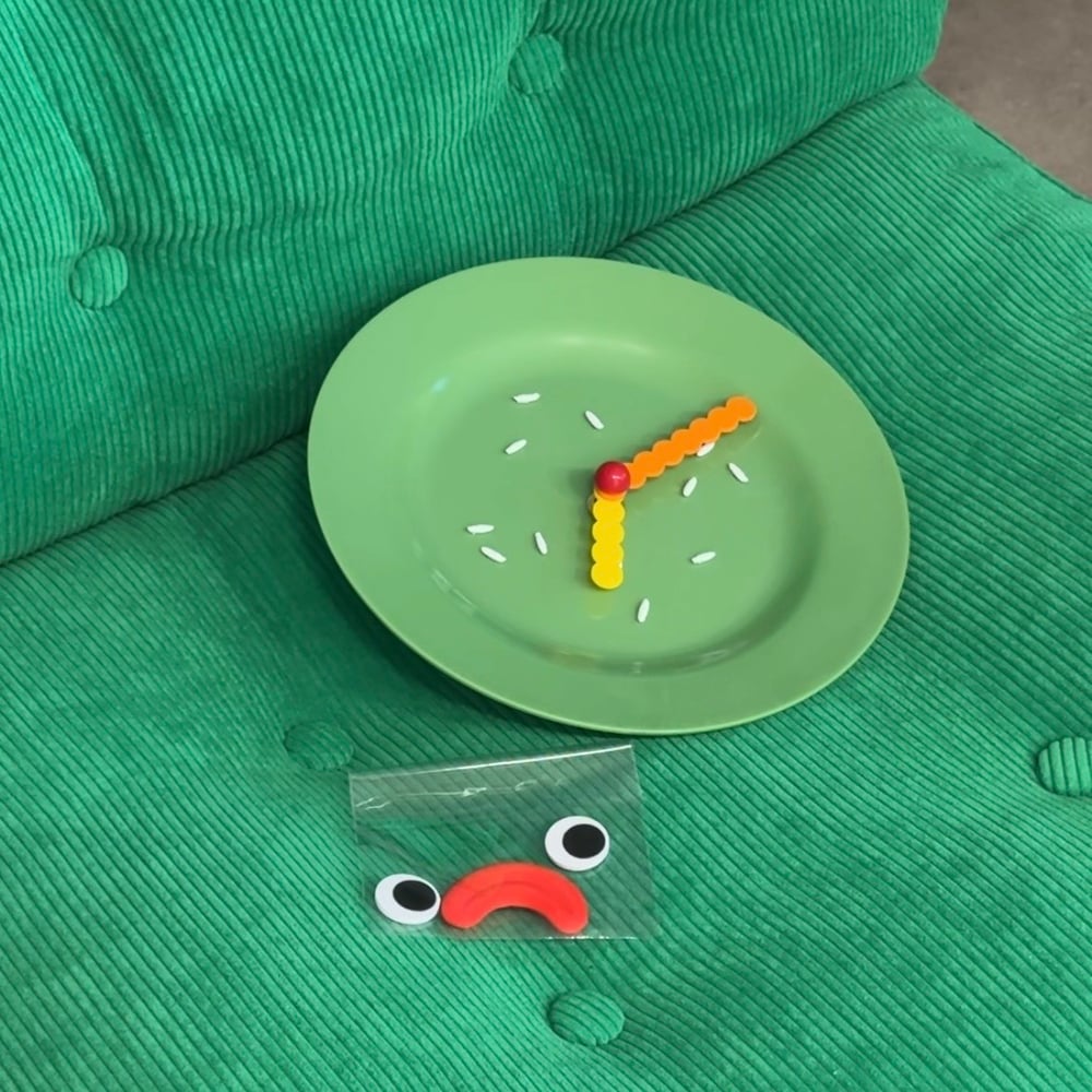 Image of THE PIMPLED FACE CLOCK