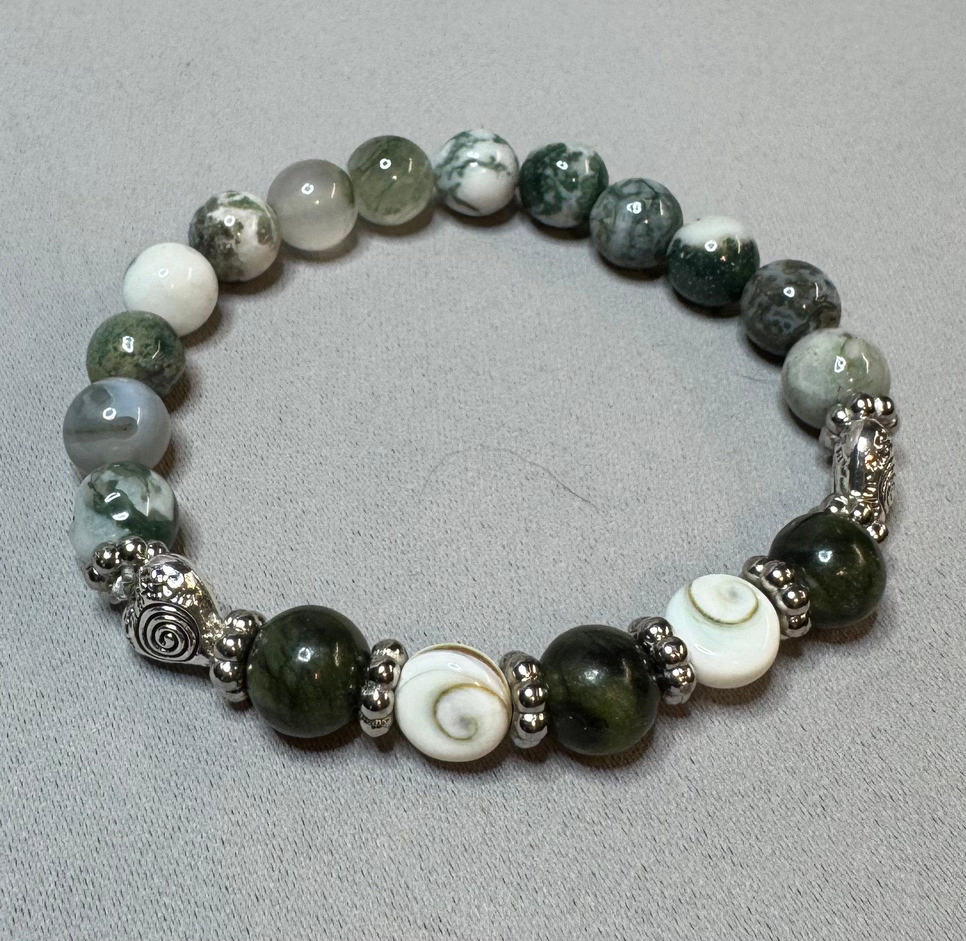 Connemara, Tree Agate & Shiva Shell bracelet | Bea’s Jewelry