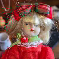 Image 4 of Elodie – The Quiet Comfort Keeper