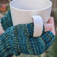 Image 1 of Women's Fingerless Gloves Hand
