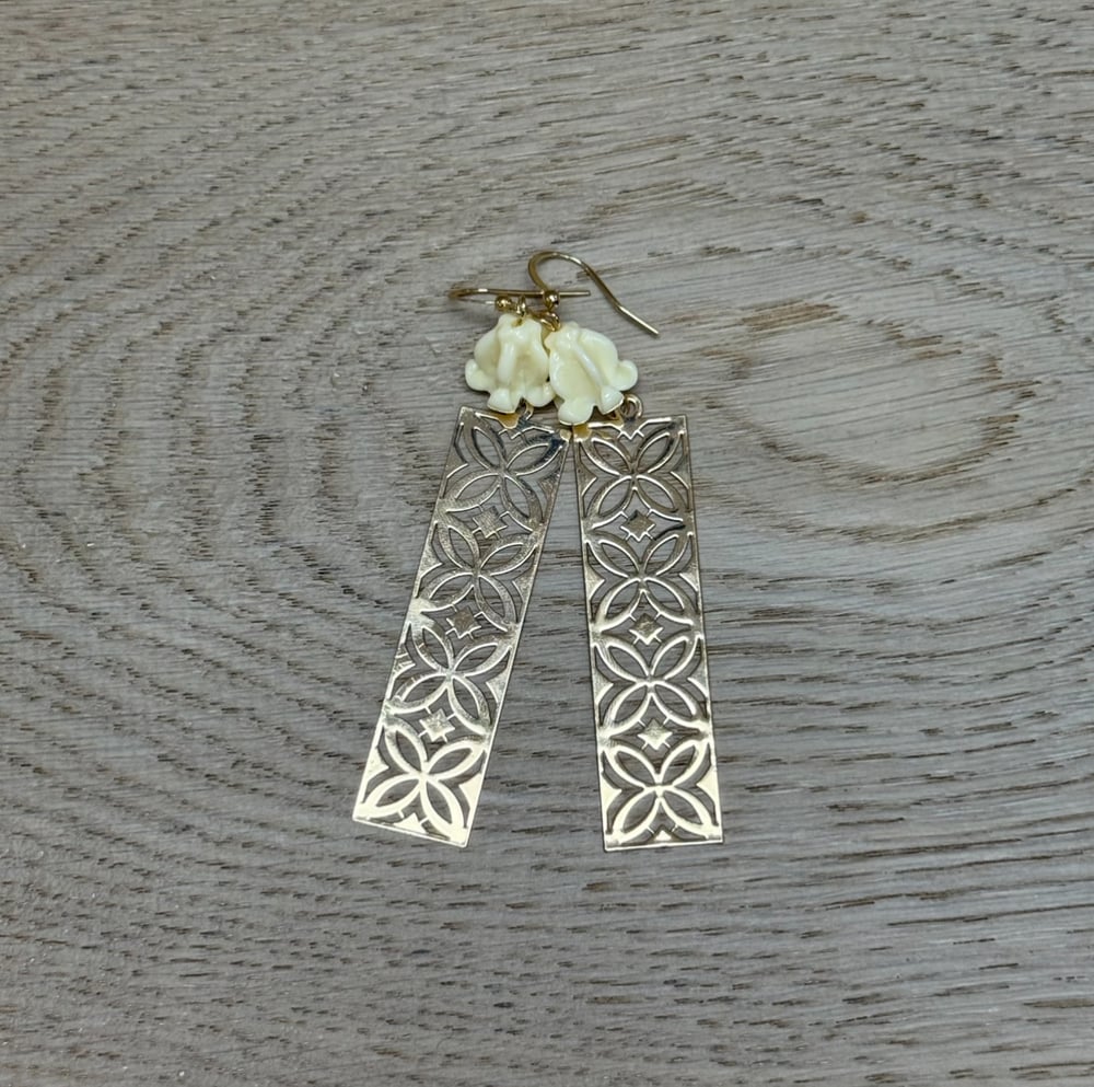 Image of CROWN FLOWER WOMEN'S EARRINGS 