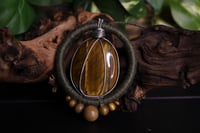 Image 3 of Green linen tiger eye necklace