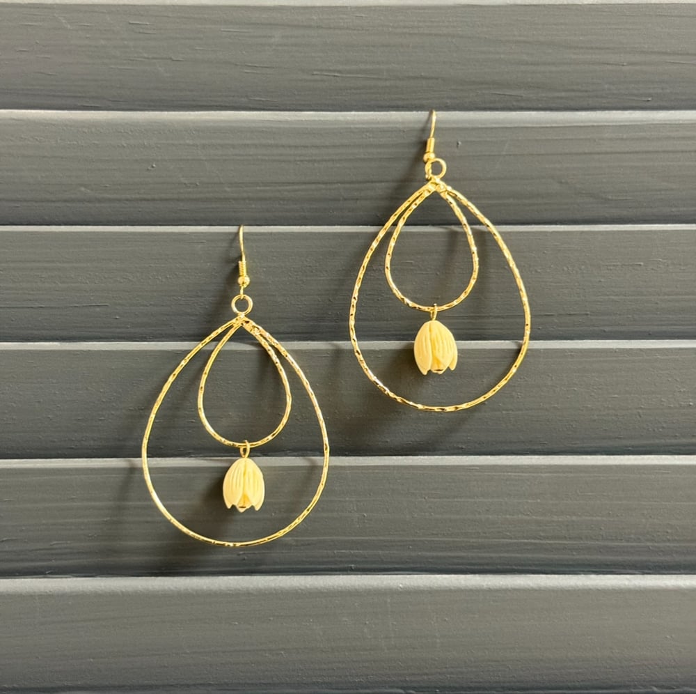 Image of PIKAKE TEARDROP WOMEN'S EARRINGS